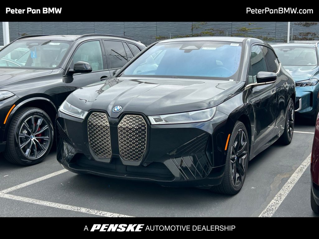 Thumbnail: 2023 BMW iX - 1