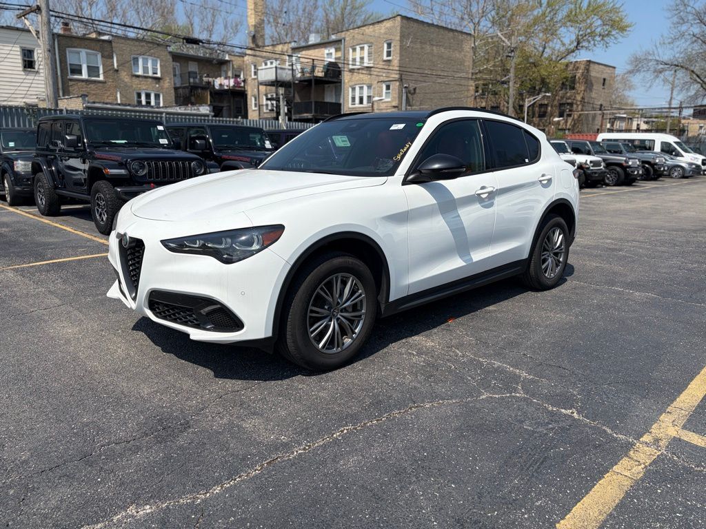 Milano White 2024 Alfa Romeo Stelvio Sprint AWD SUV / Crossover All-Wheel Drive 8-Speed Automatic