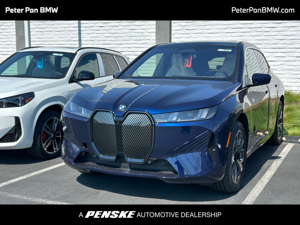 Thumbnail: 2026 BMW iX - 1