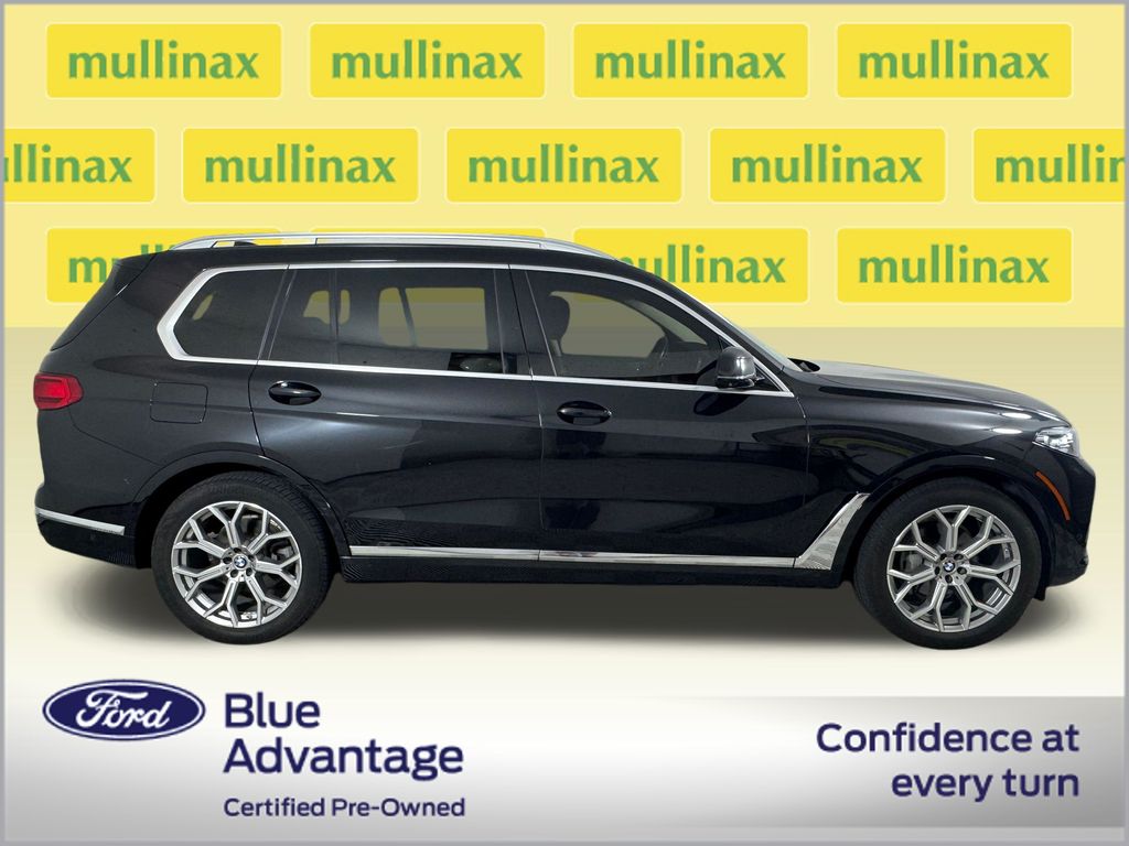 Certified Used 2020 Black BMW xDrive40i image 2