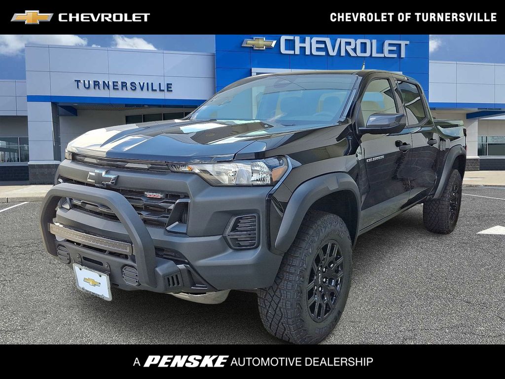 Thumbnail: 2025 Chevrolet Colorado - 1