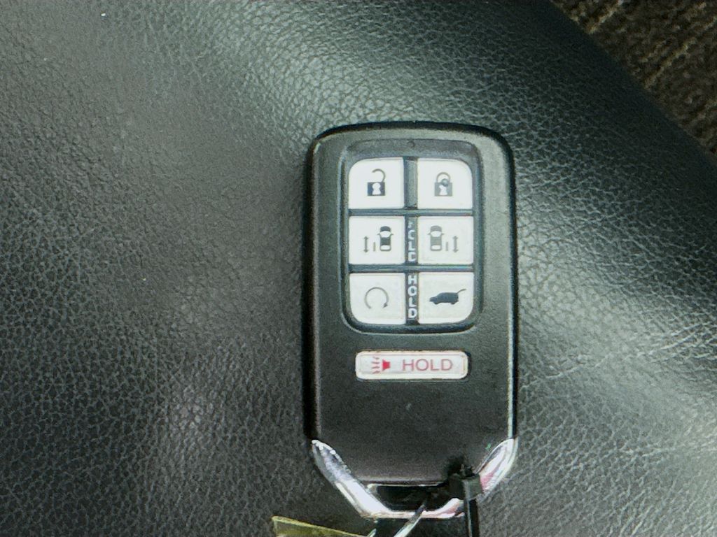 Used Car 2024 Honda Odyssey  Ex-l For Sale Under $35,000 In Austin, Texas