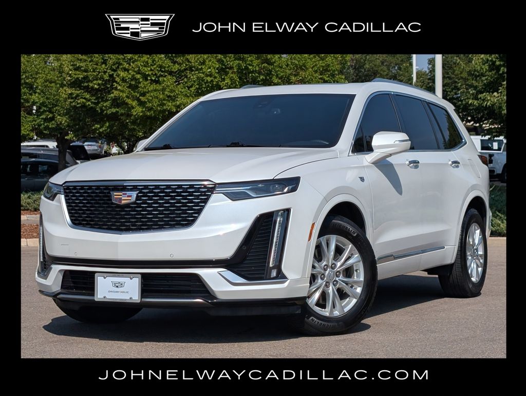  2021 Cadillac XT6 Luxury FWD   