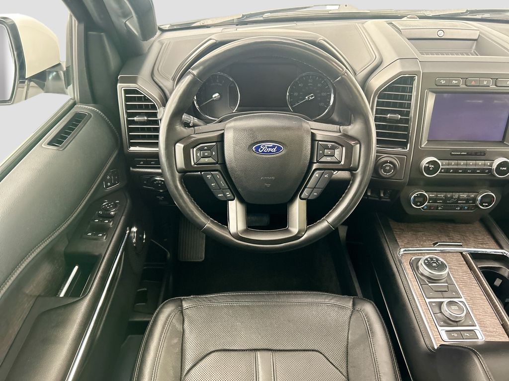 Thumbnail: 2019 Ford Expedition - 10