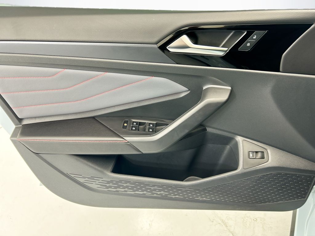 Thumbnail: 2026 Volkswagen Jetta - 22