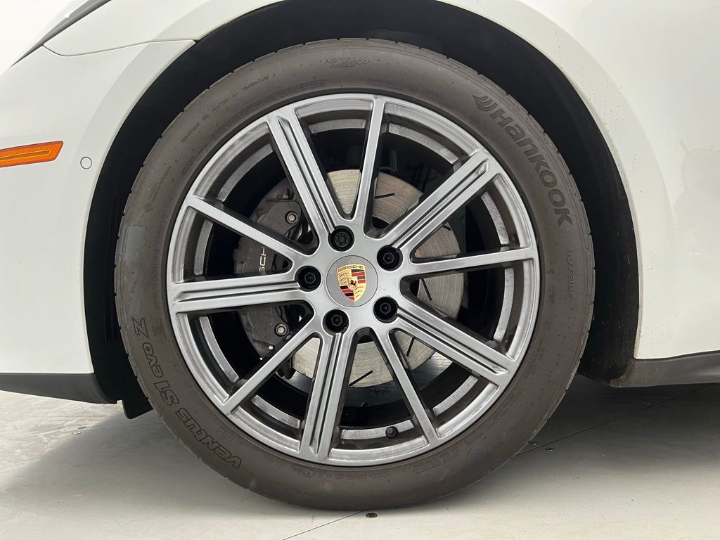 Thumbnail: 2024 Porsche Panamera - 27