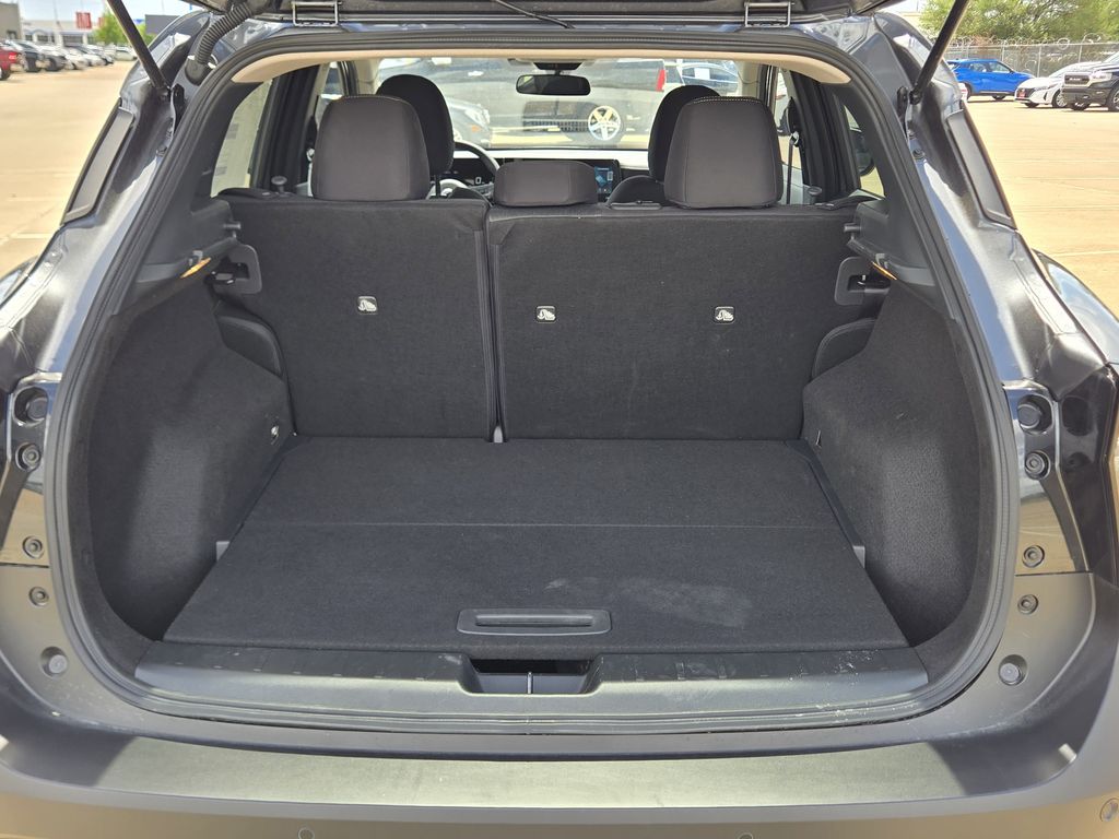 2026 Nissan Kicks SV - 9