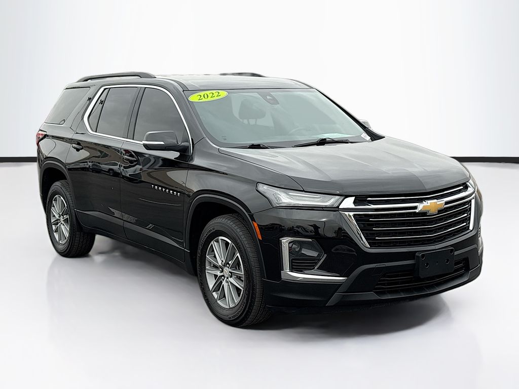 Thumbnail: 2022 Chevrolet Traverse - 3