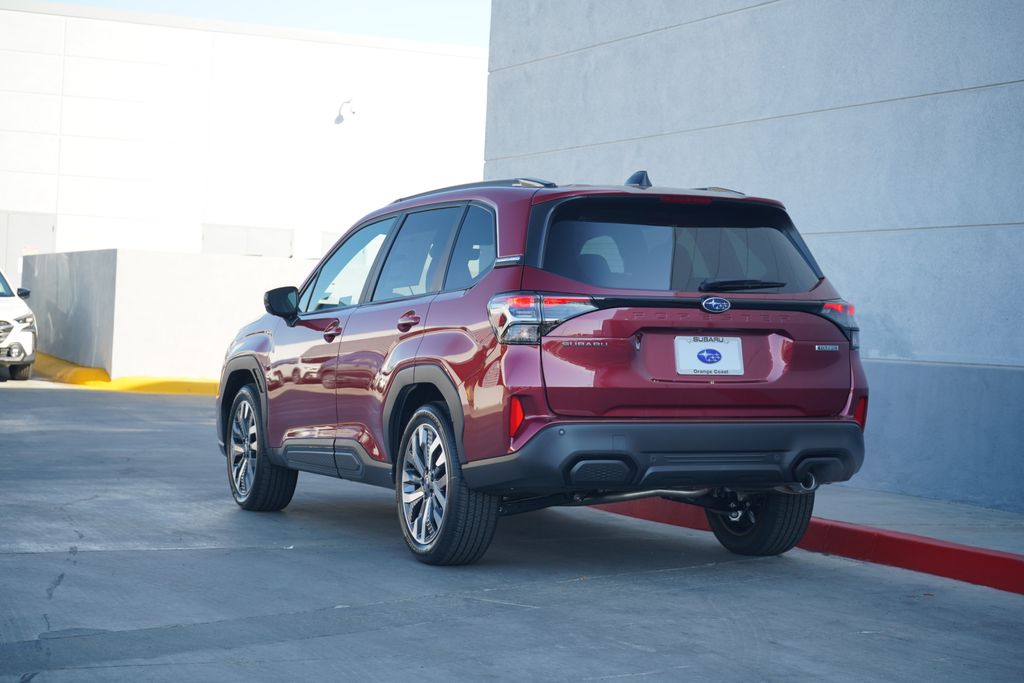 2025 Subaru Forester Touring 3