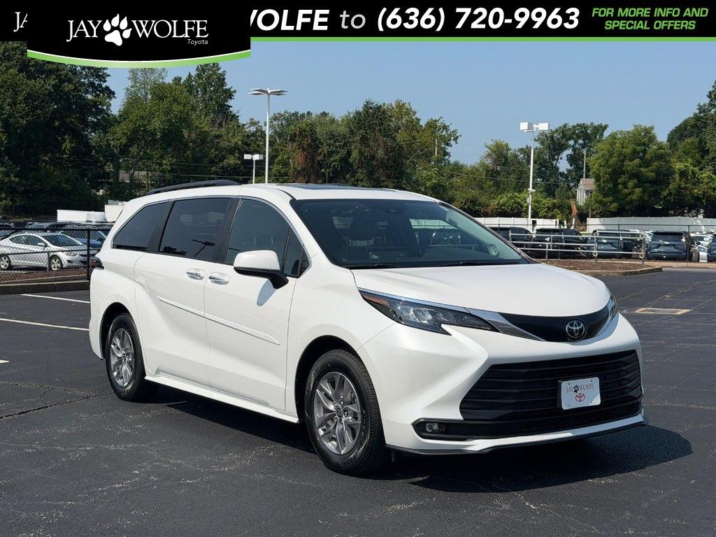  2026 Toyota Sienna Minivan All-Wheel Drive Continuously Variable Transmission