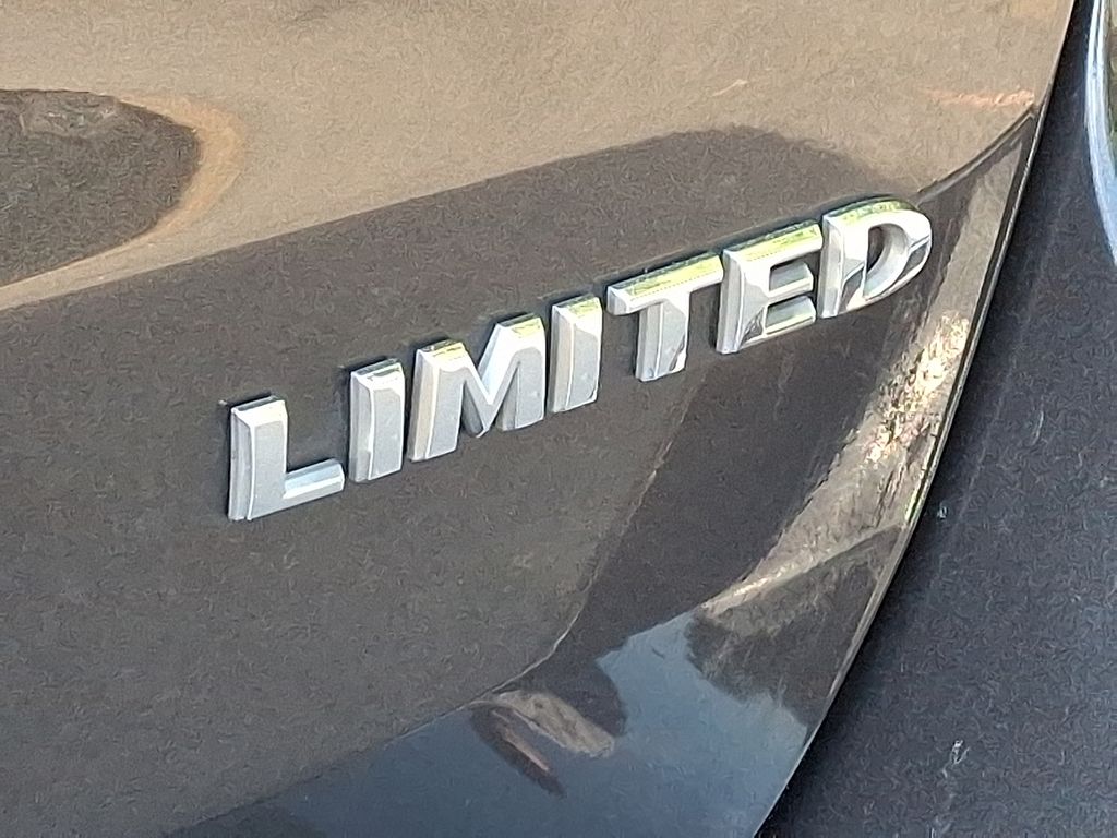 Thumbnail: 2019 Jeep Grand Cherokee - 28