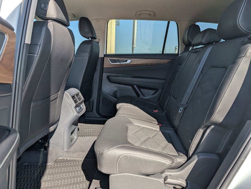 2026 Volkswagen Atlas 2.0T SE White at DeMontrond Auto Country