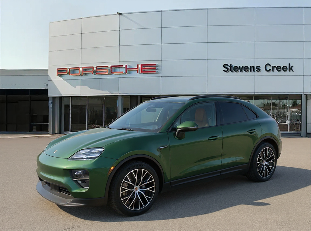 Thumbnail: 2026 Porsche Macan - 1