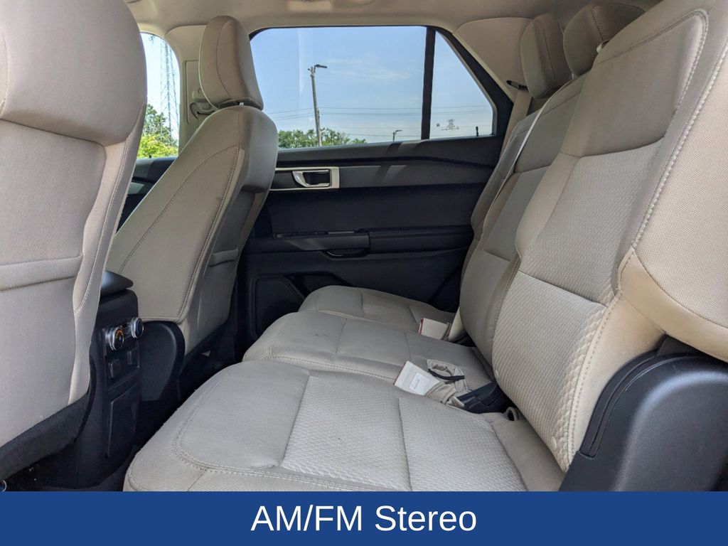 2021 Ford Explorer Base