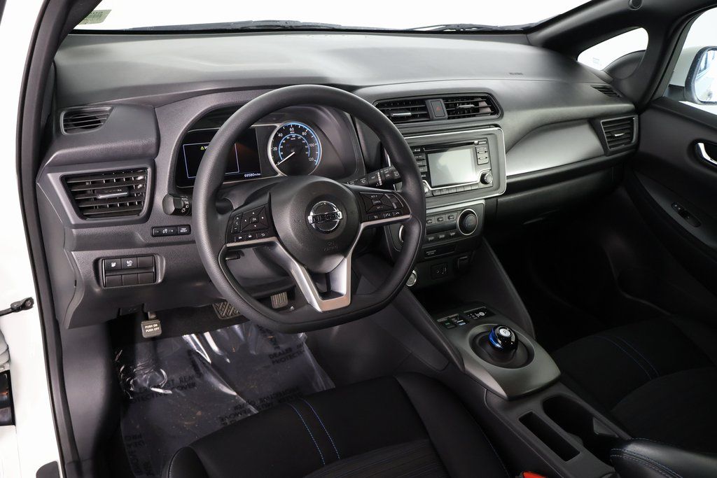 Thumbnail: 2018 Nissan Leaf - 7