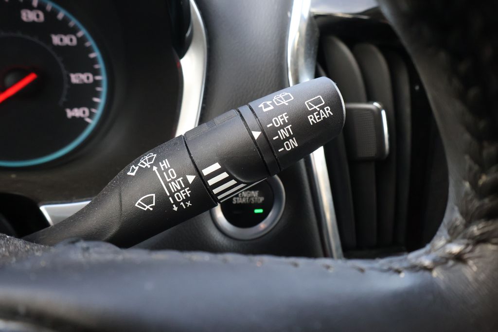 Thumbnail: 2018 Chevrolet Traverse - 21