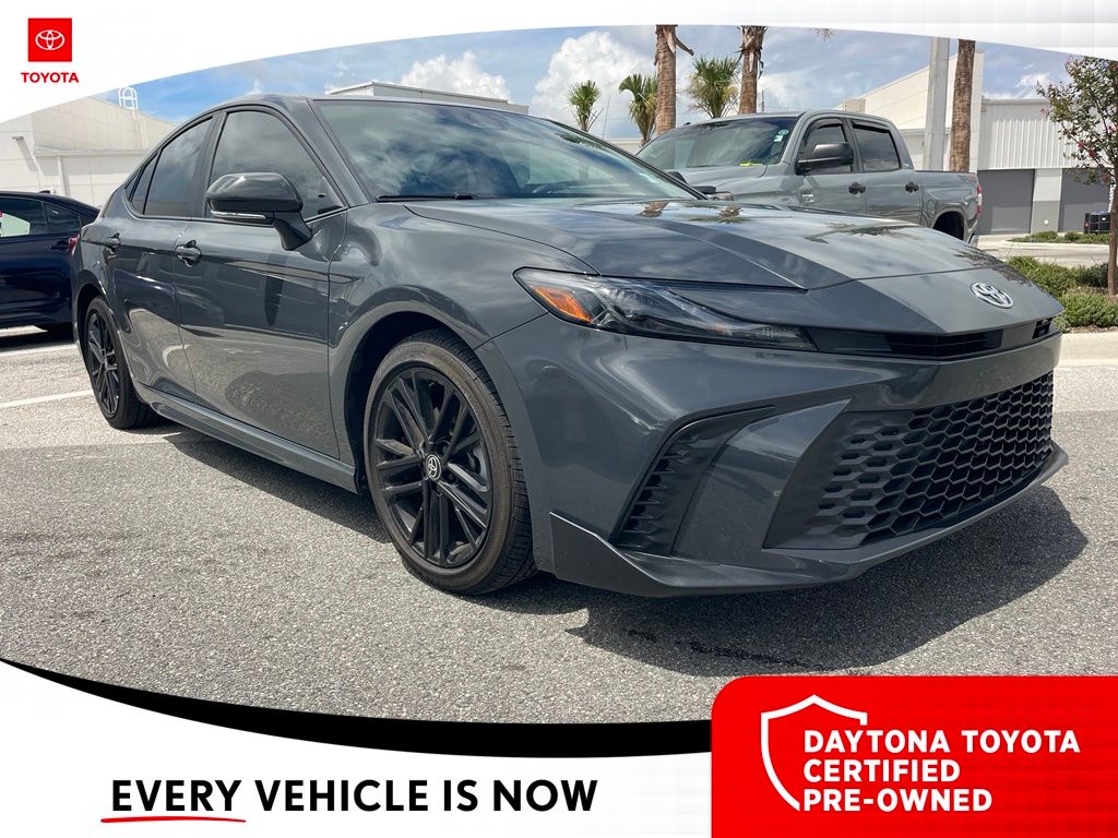 2026 Toyota Camry SE - Photo 6