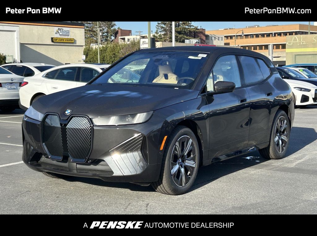 Thumbnail: 2026 BMW iX - 1