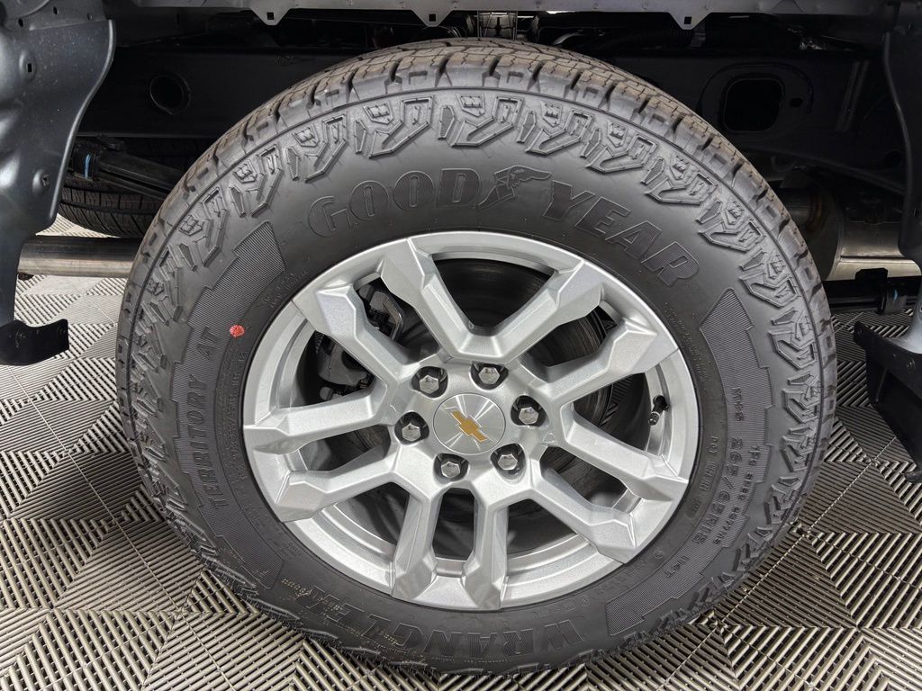 Thumbnail: 2026 Chevrolet Silverado 1500 - 20