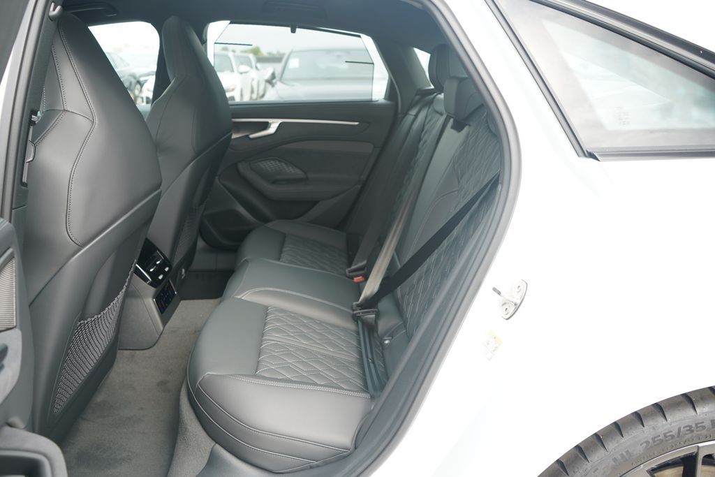 Thumbnail: 2026 Audi A6 - 8
