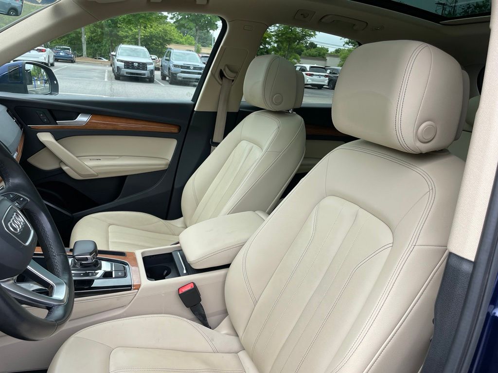 Thumbnail: 2021 Audi Q5 - 26