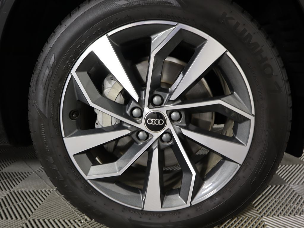 Thumbnail: 2025 Audi Q5 - 32