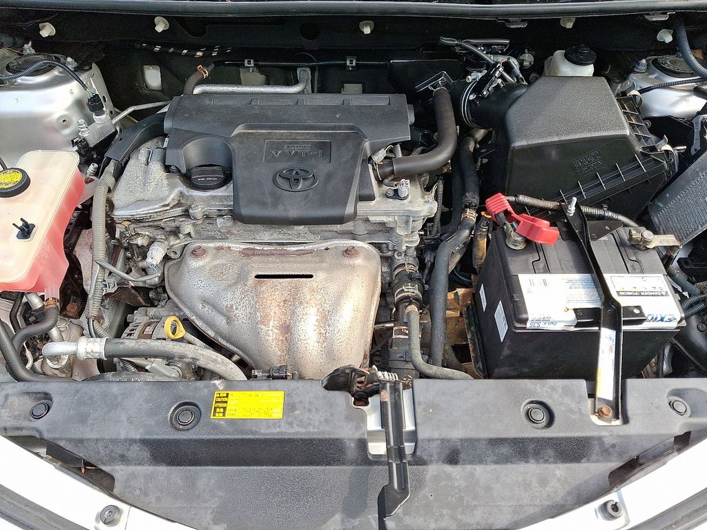 Thumbnail: 2014 Toyota RAV4 - 28
