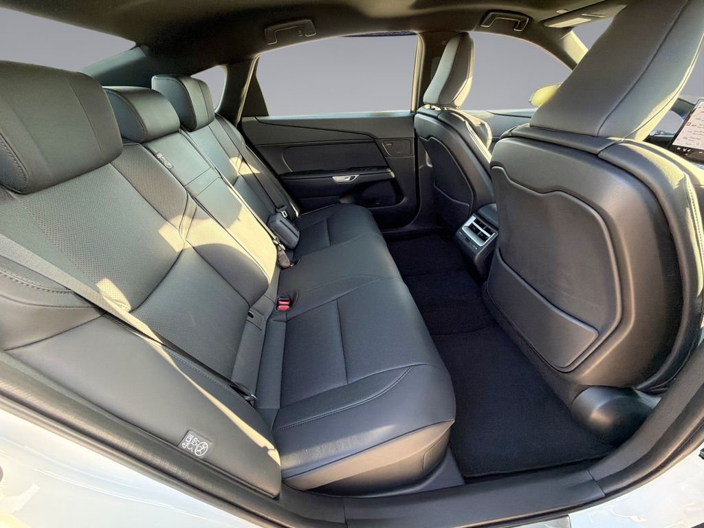 Thumbnail: 2026 Lexus ES - 17