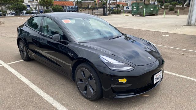 Thumbnail: 2022 Tesla Model 3 - 2