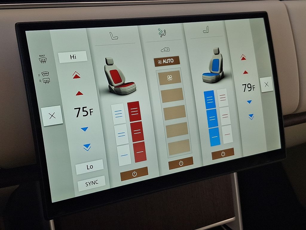 Thumbnail: 2026 Land Rover Range Rover - 12