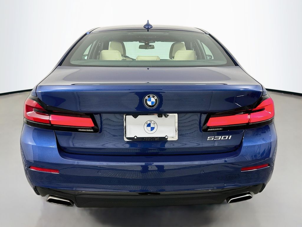 Thumbnail: 2023 BMW 5 Series - 6
