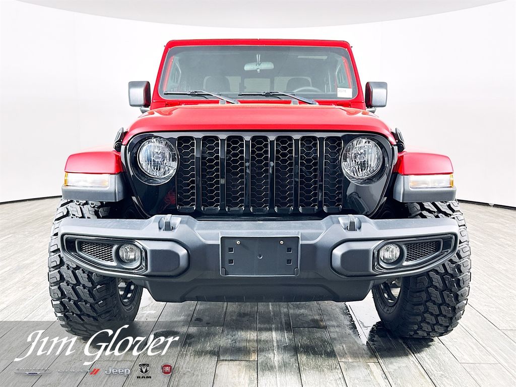 View vehicle photo 2