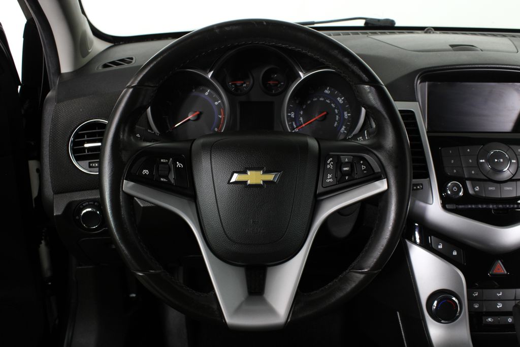Used 2013 Chevrolet Cruze for sale in 