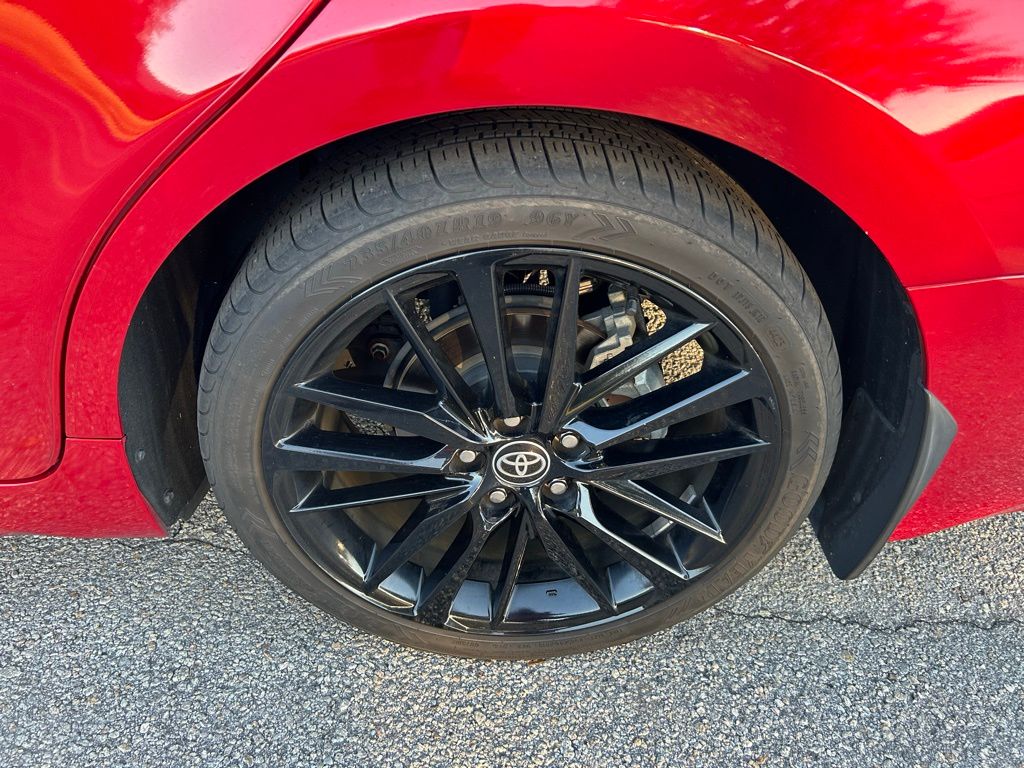 Thumbnail: 2022 Toyota Camry - 9