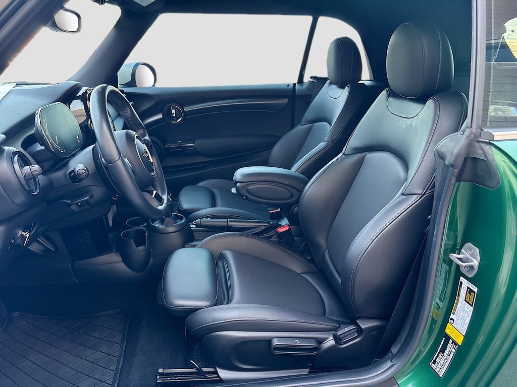 Thumbnail: 2022 MINI Cooper - 19