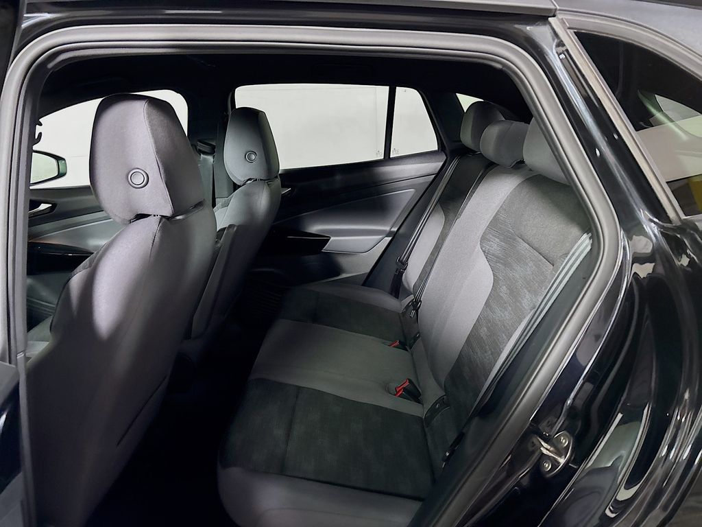 2021 Volkswagen ID.4 Pro