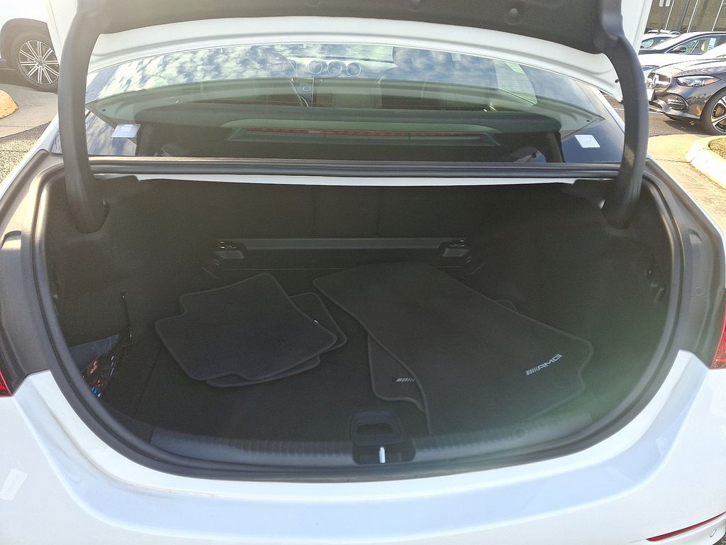 Thumbnail: 2025 Mercedes-Benz C-Class - 27