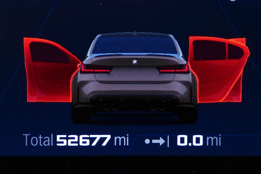 Thumbnail: 2023 BMW M3 - 31