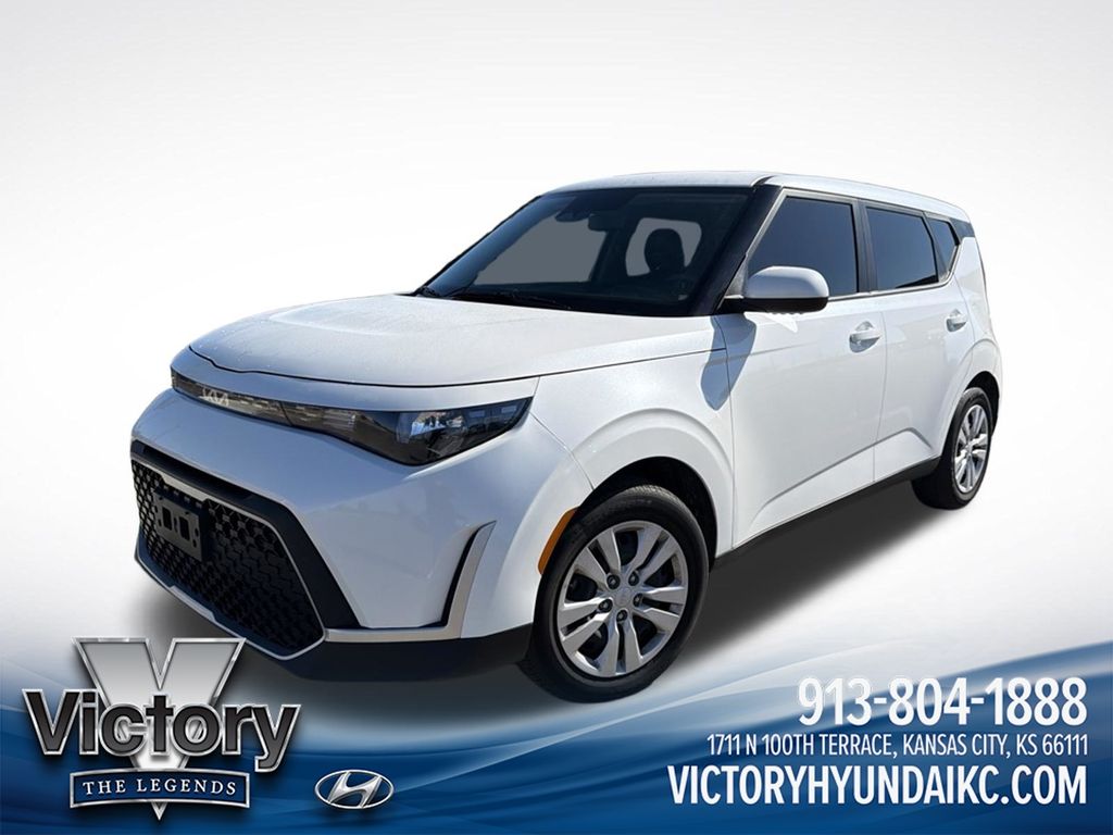 2023 Kia Soul LX