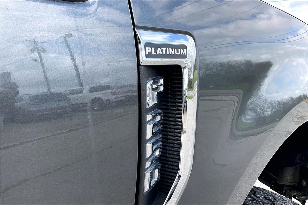 Used 2020 Ford Super Duty F-250 Platinum 4D Crew Cab