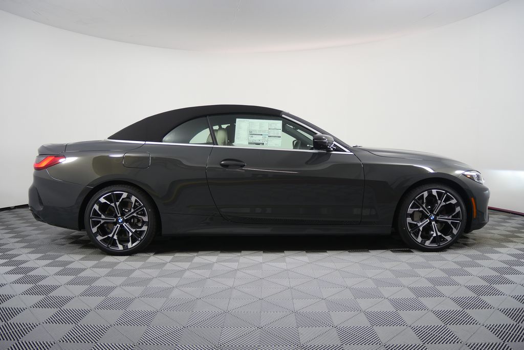 Thumbnail: 2026 BMW 4 Series - 2