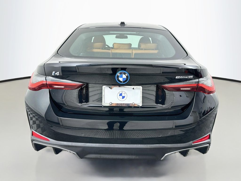 Thumbnail: 2023 BMW i4 - 6