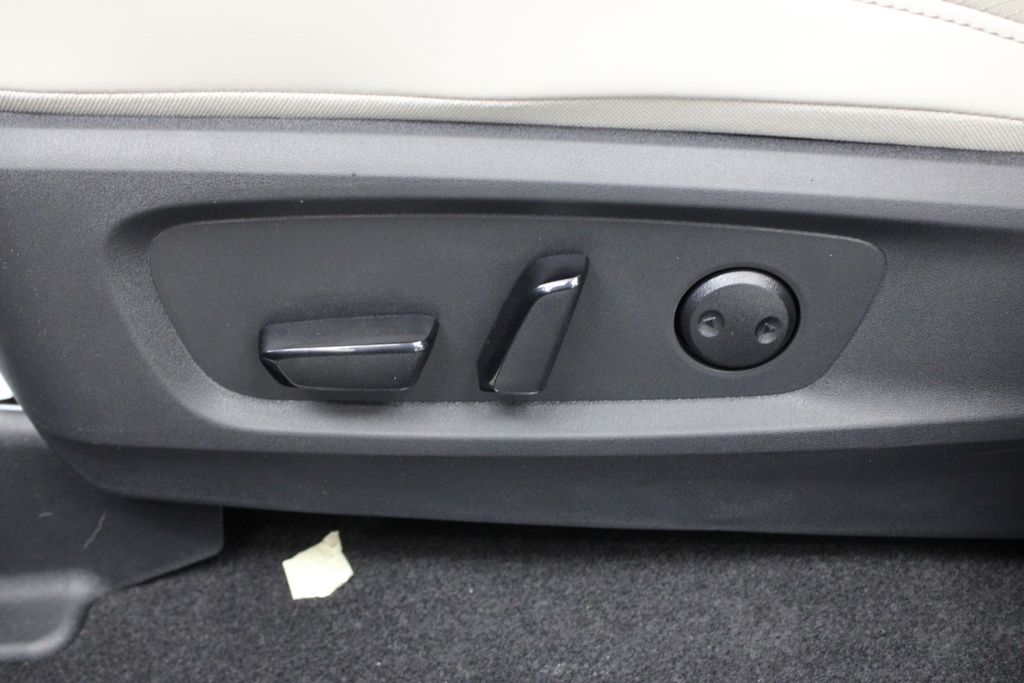 new 2026 Nissan Pathfinder car, priced at $41,610