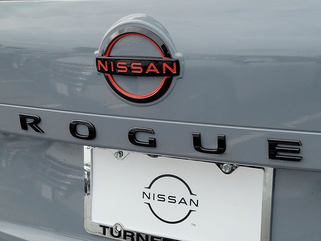 2025 Nissan Rogue Rock Creek 5