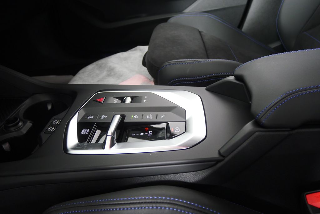 Thumbnail: 2026 BMW 2 Series - 21