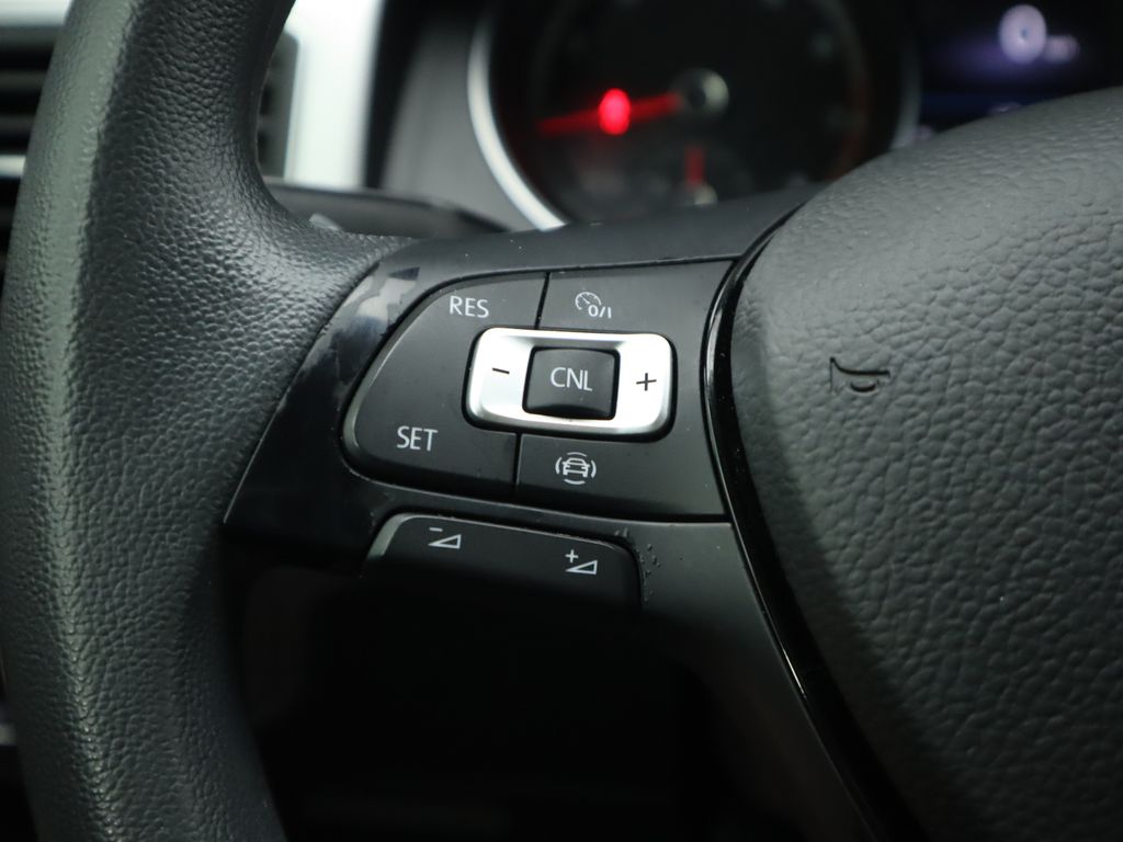 2019 Volkswagen Atlas S 11