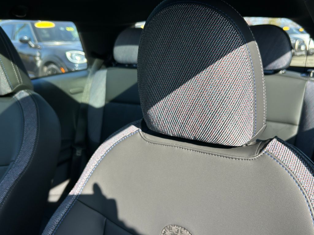 Thumbnail: 2026 MINI Cooper - 14