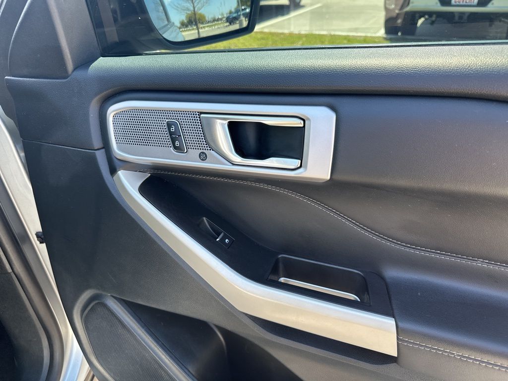 Used Car 2021 Ford Explorer  Limited For Sale Under $25,000 In Austin, Texas