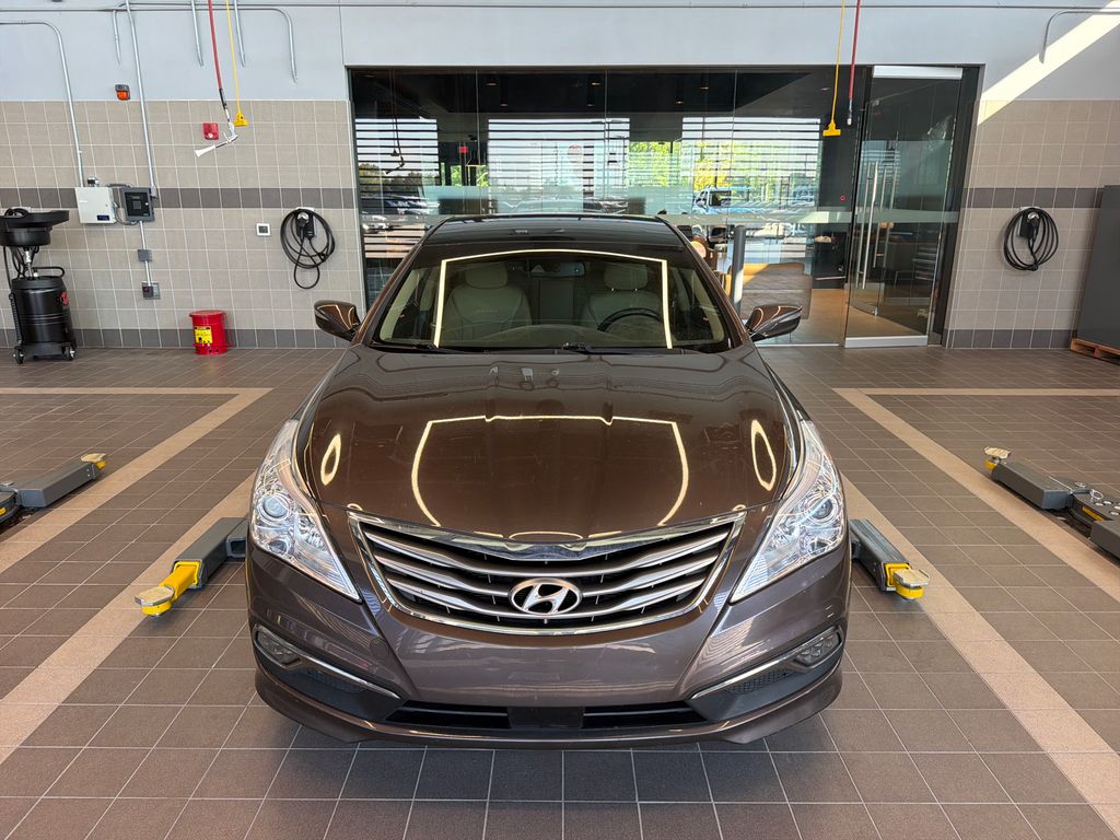 Moroccan Pearl 2016 Hyundai Azera Sedan Front-Wheel Drive 6-Speed Automatic