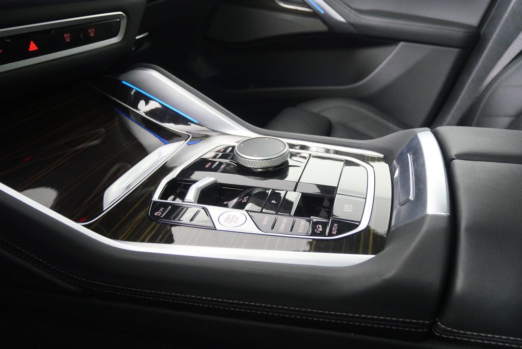 Thumbnail: 2025 BMW X6 - 29